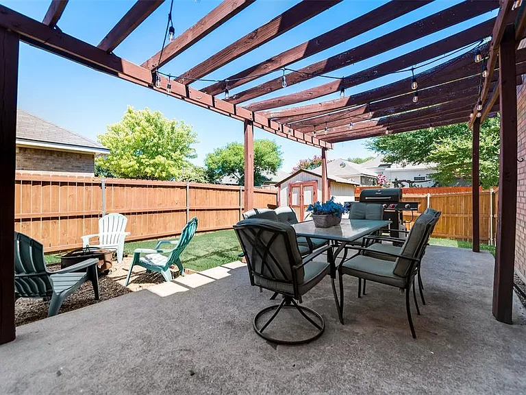 8801 Clearlake Dr — Photo 34