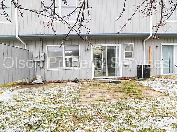 2nd image of 6078 Delaware Dr