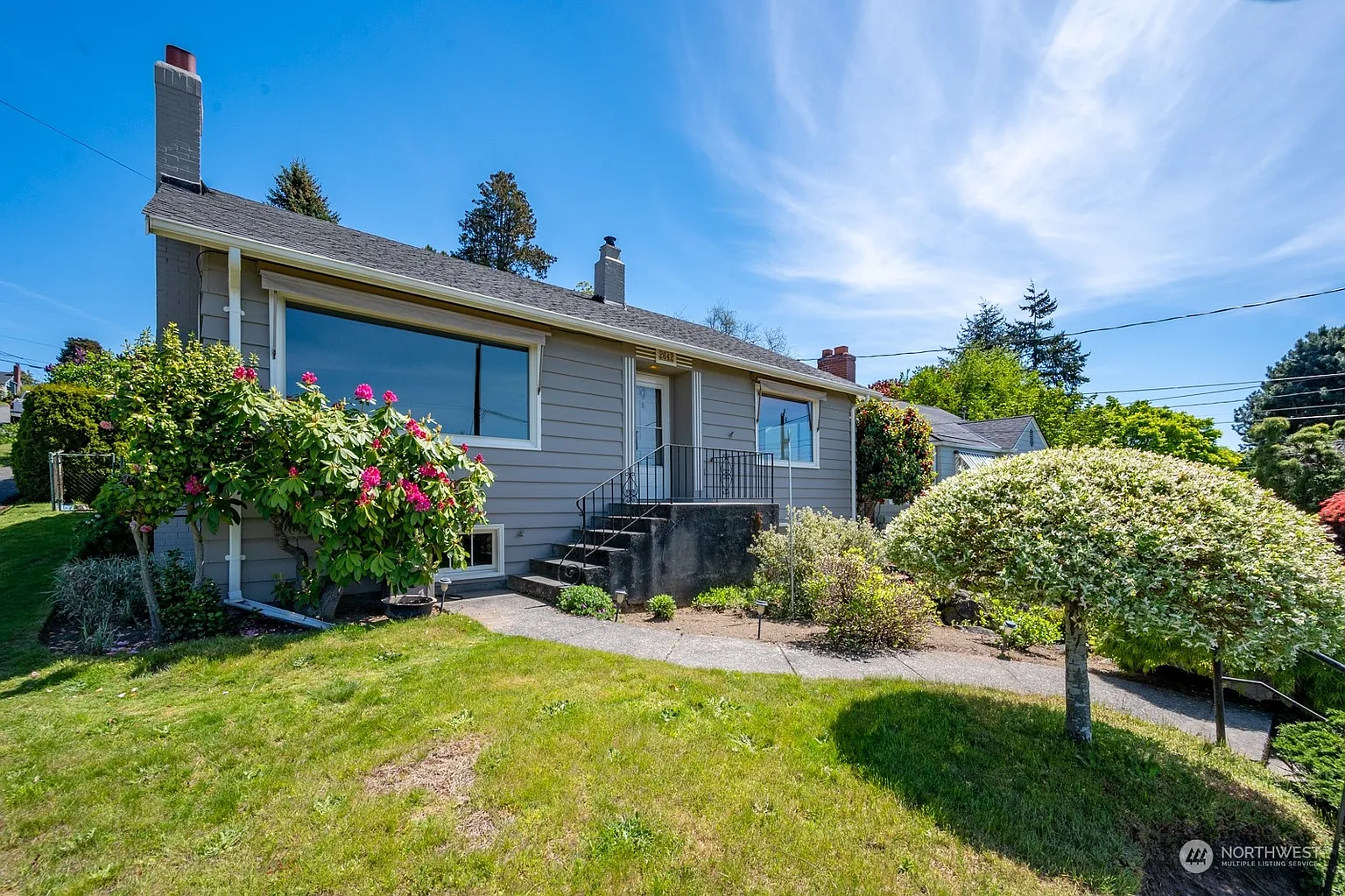 2642 31st Avenue W photo 1