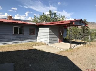 61 Boundary Point Rd, Oroville, WA 98844