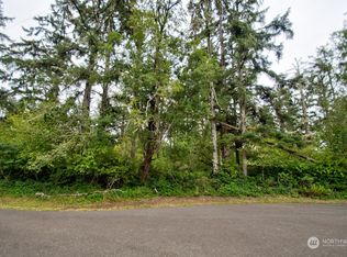 843 Chako Ct, Ocean Shores, WA