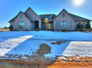 924 Villaverde Dr, Norman, OK 73071
