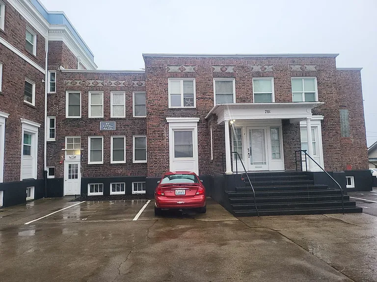 701 H St #W — Photo 5