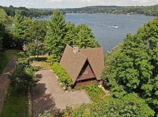 S1064 W Redstone Dr, La Valle, WI 53941