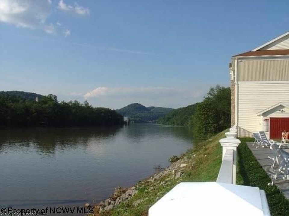 Mon River on left