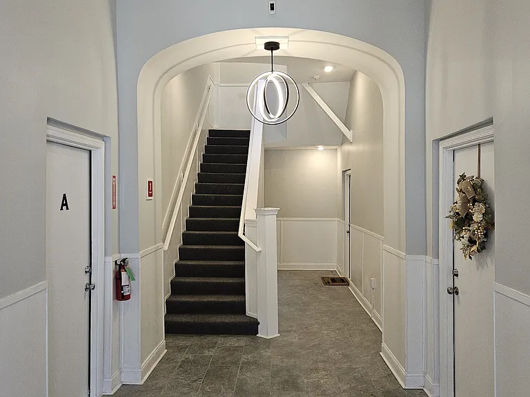 59 E High St #A — Photo 22