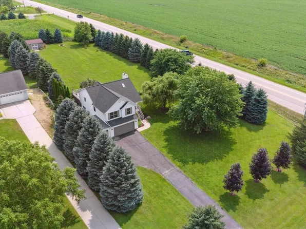 589 Prestige Court, Edgerton, WI 53534