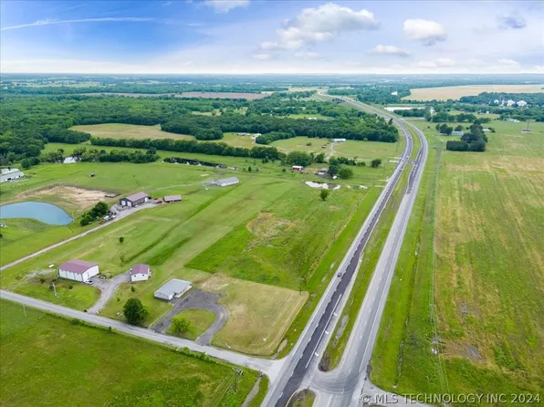 6 N Highway 51, Wagoner, OK 74467