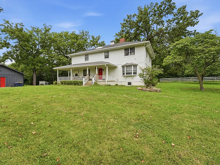 10200 Grandview Rd — Photo 45