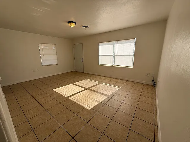 2076 N Kepler Rd — Photo 14