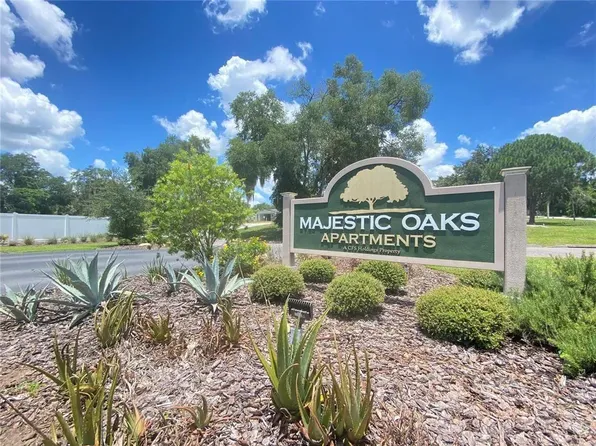 37234 Majestic Oak Ct, Dade City, FL 33525