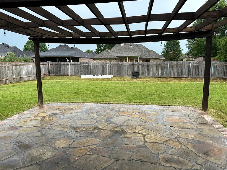 9427 Milbank Dr — Photo 18