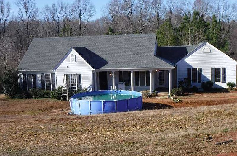 2nd image of 130 Carrie Leigh Ln