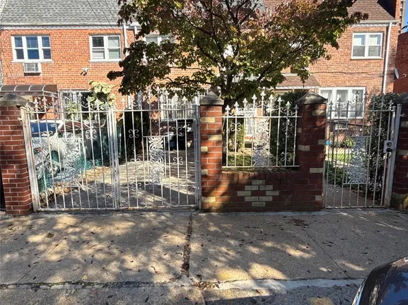 703 Autumn Avenue, Brooklyn, NY 11208