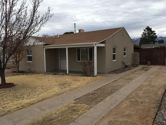 3rd image of 1834 La Veta Dr NE