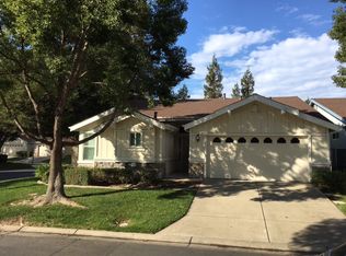 7121 Sunsweet Ln, Sacramento, CA
