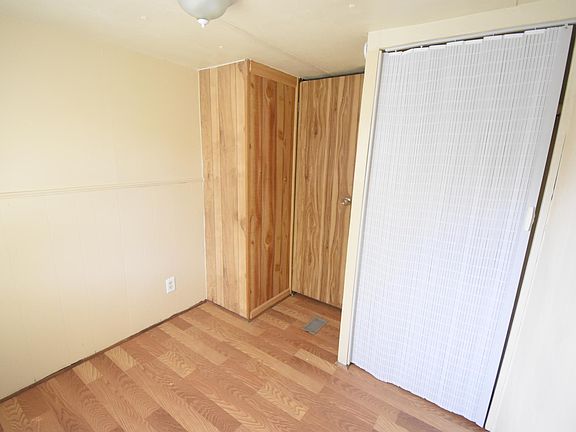 5th image of 1504 N Winfree St #6