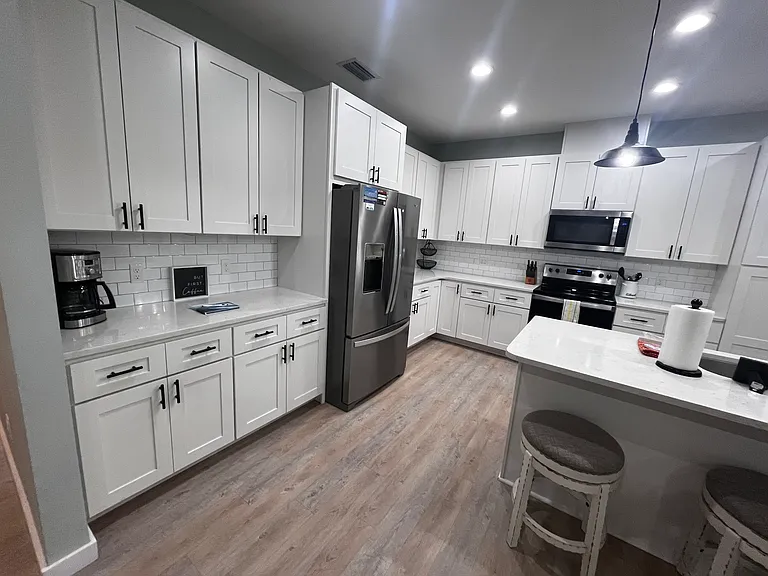 422 Le Grand Dr — Photo 9
