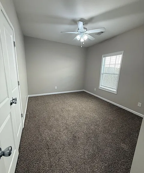 Summit Pointe Apartments — Photo 26