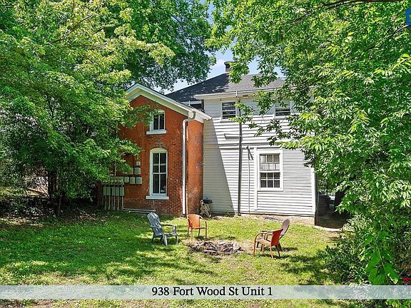 4th image of 938 Fortwood St APT 1