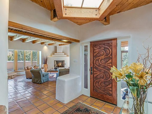 4th image of 124 Barranca Dr