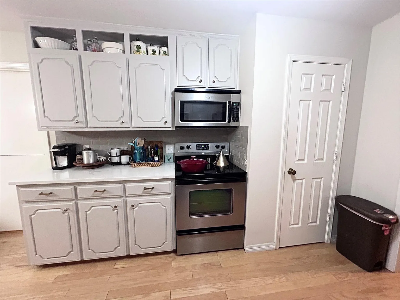 3 bed, 1692 sqft, $2,700 — Photo 3
