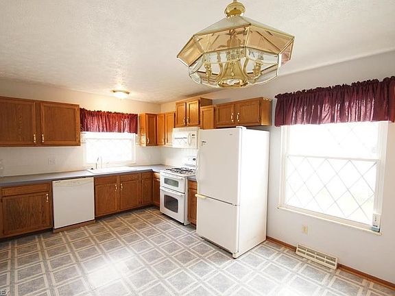 5th image of 1116 Noble St