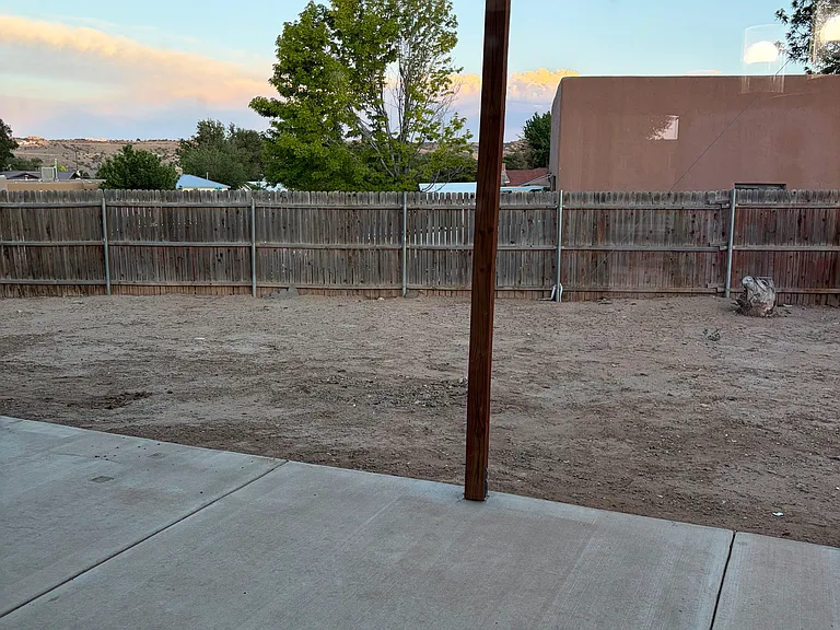 3910 Highland View Dr — Photo 11