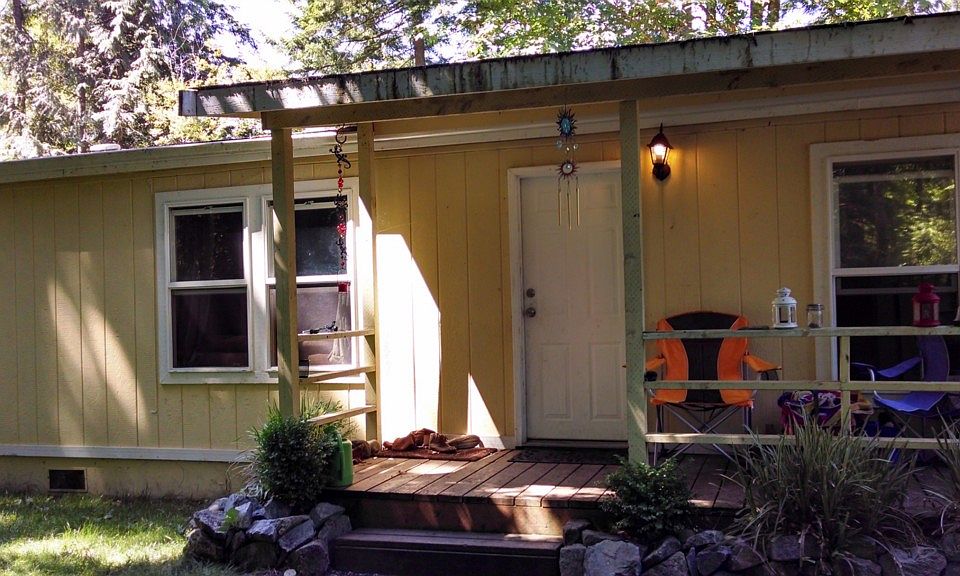 1st image of 19616 215th St E