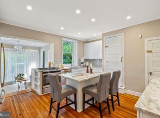 4215 Pine St, Philadelphia, PA 19104