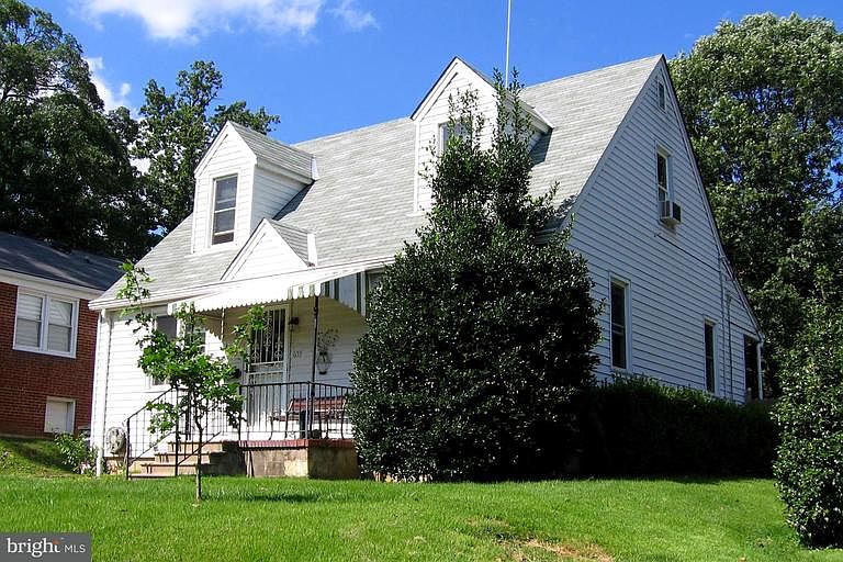 2nd image of 655 Coleraine Rd