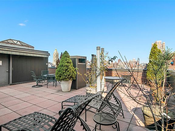 5th image of 157-163 E 72nd St #6C
