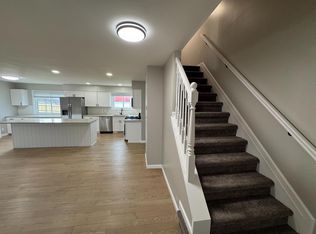 8106 Warner Rd, Saline, MI 48176