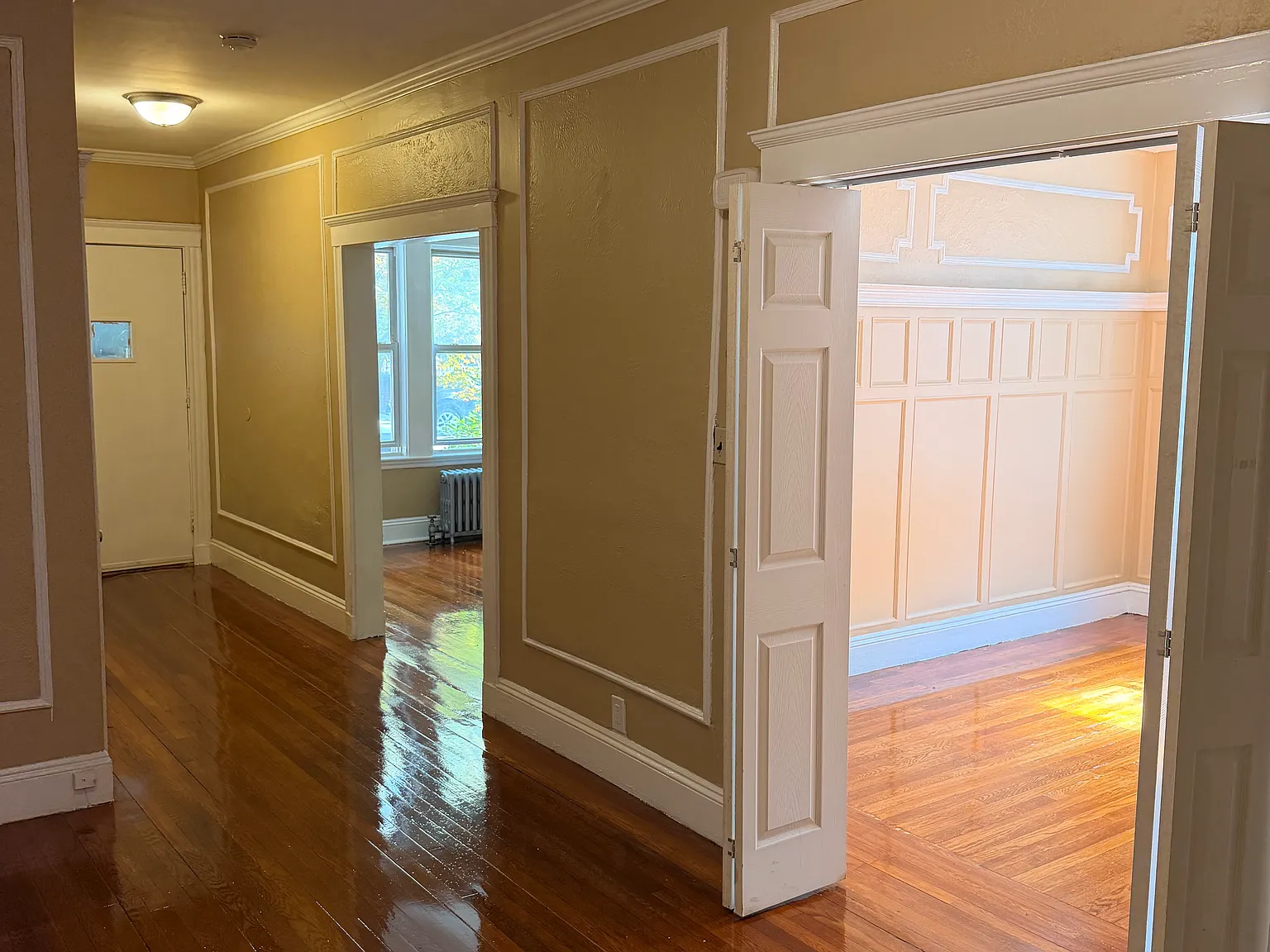 3 bed, $3,400 — Photo 2