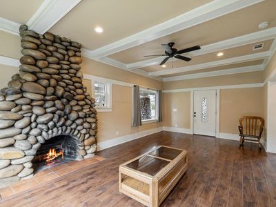 3264 E Kerckhoff Ave, Fresno, CA, 93702