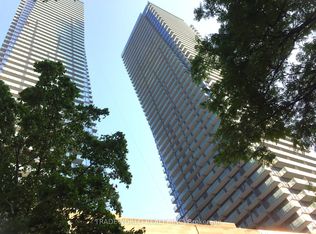 65 Saint Mary St #3305, Toronto, ON M5S 0A6