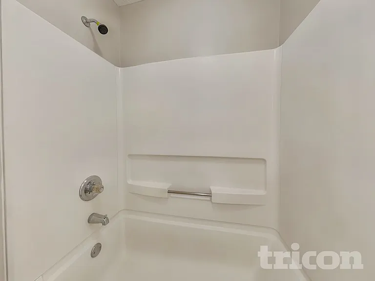 417 Carrie Ct — Photo 17