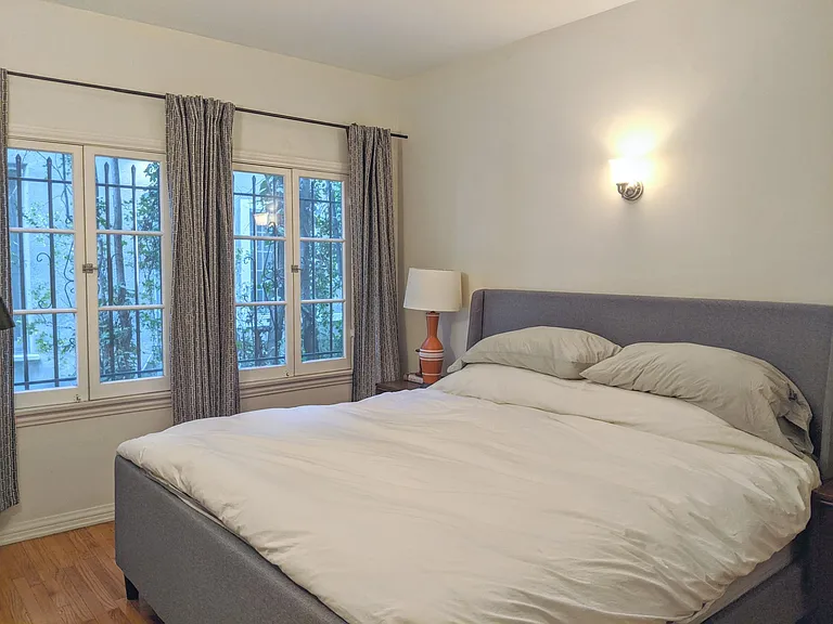237 S Elm Dr #3 — Photo 11