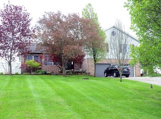 60010 W Wind Ln, Senecaville, OH 43780