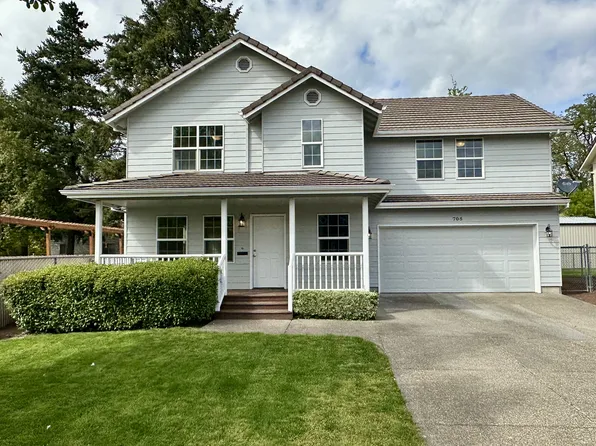 705 Ella Ct, Newberg, OR 97132