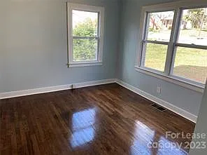 523 Franklin Ave — Photo 16