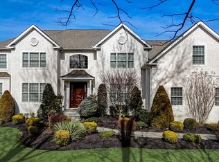 1400 Twin Pond Dr, Dresher, PA 19025