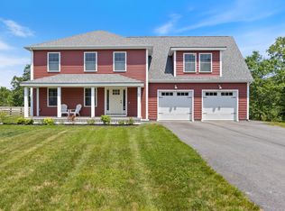 3 Hayfield Ln, Windham, ME 04062