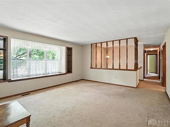 5th image of 853 King Harry Pl