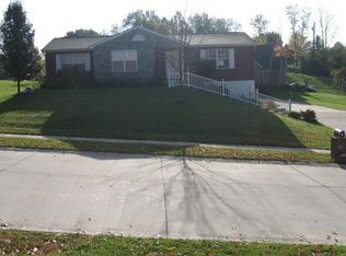 2 Sabre Dr, Highland Heights, KY 41076
