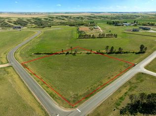 2320 43rd Ave SE, Minot, ND 58701