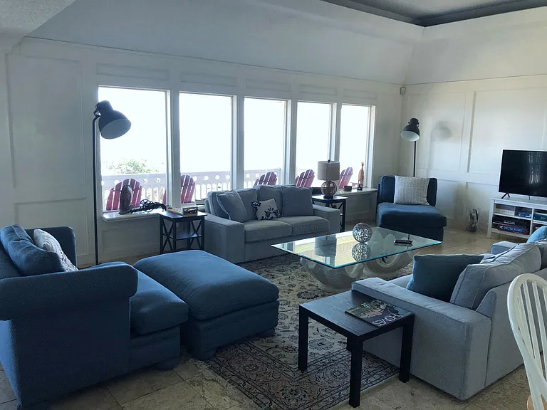 1447 Bayshore Dr — Photo 5