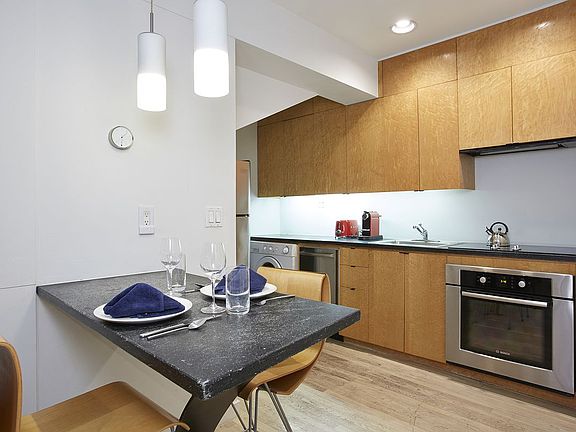 5th image of 3 Great Jones St APT 2