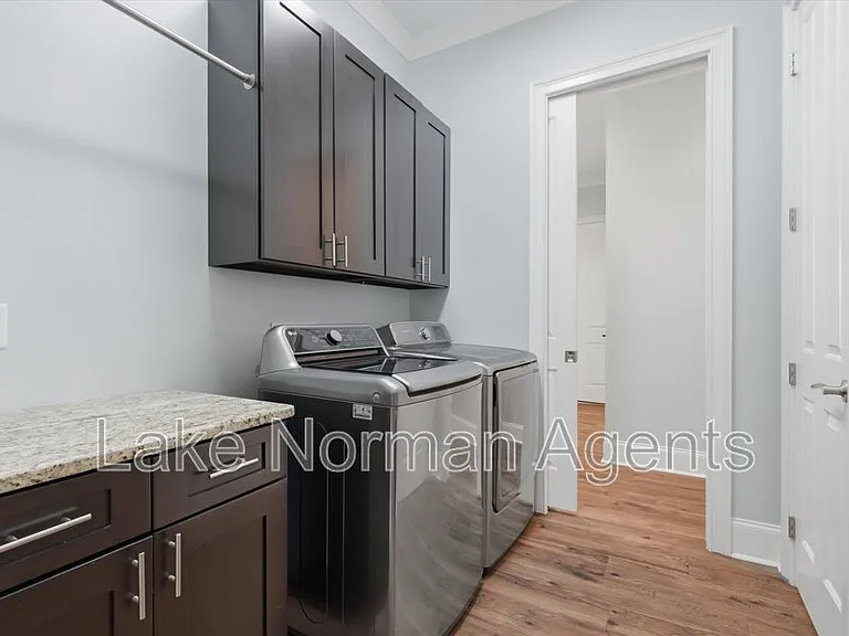 505 Stonemarker Rd — Photo 35