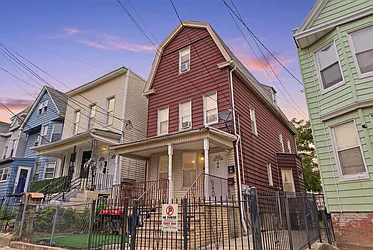 44 Dwight Street